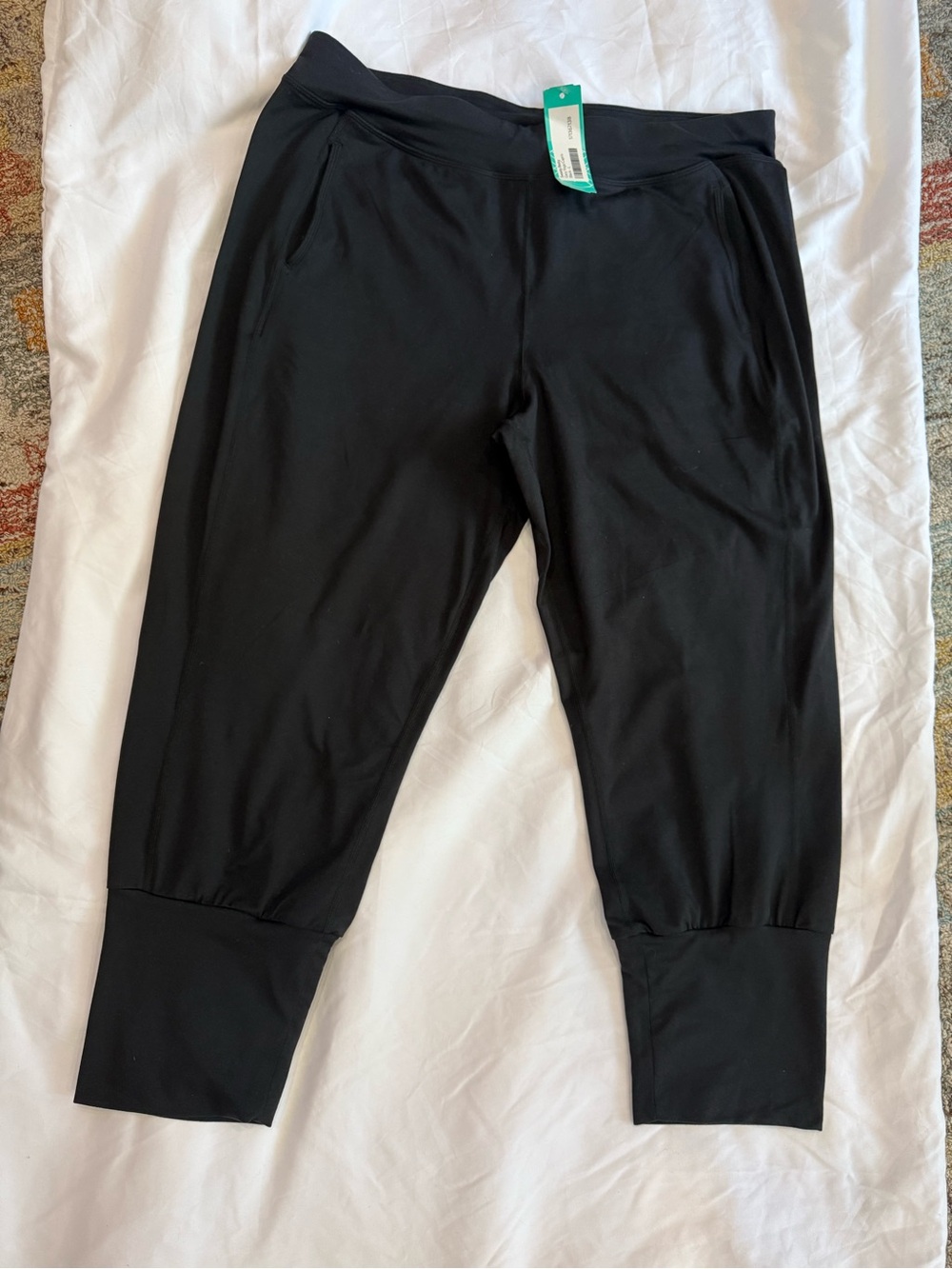 Sweaty Betty Gary Capris Yoga Black Jogger Pants SB867B NWT Size L